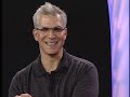 A group of former Oracle executives discuss whether operating systems really matters into today's computing environment.