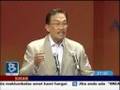 Anwar vs Shabery in historic debate (1 of 8)