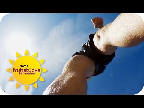 SCHWERSTE BADEHOSE Deutschlands | SAT.1 Frühstücksfernsehen