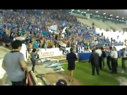 Afición oviedista reclama a Toni Fidalgo en Albacete