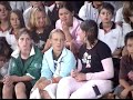 weird war - why do girls...
filmed at ponsonby intermediate school in auckland, new zealand when the band played a free show for the students.