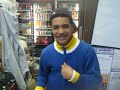 El negro cantando en la BODEGA, Cibao Grocery