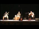 alain everts joue ses compositions lors du festival de sedan, avec juan-carlos mellado guit. et osvaldo hernandez percussion