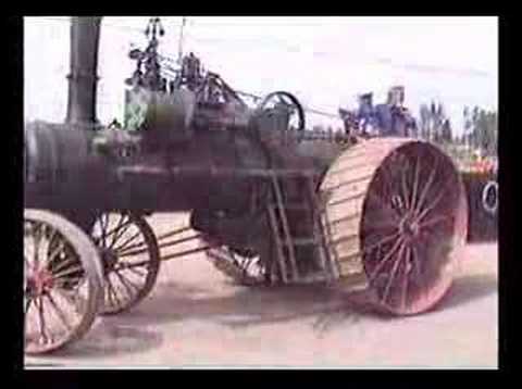 Old Waterloo Steam Tractor (running)