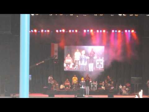 Diljit @ Punjabi Virsa day   Canada's Wonderland August 24,2013