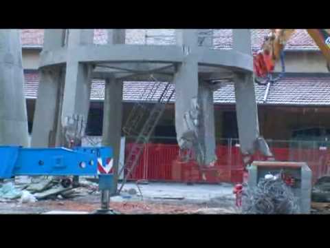 Demolscavi S.a.s. - Demolizione Torre Piezometrica - Brescia (BS)