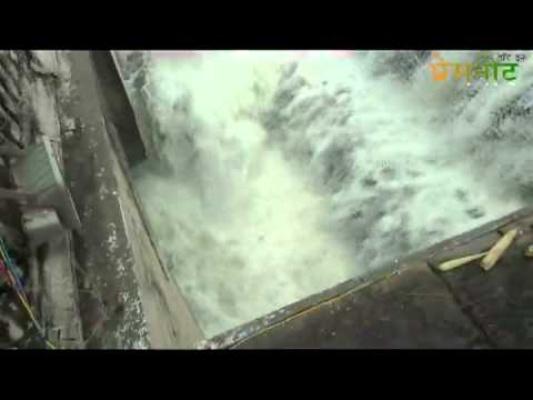 The moment when Fatehsagar spills over...
