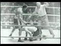 A short highlight of the fight with music.