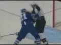 videos de Garnet Exelby vs Jamal Mayers 11/25/08