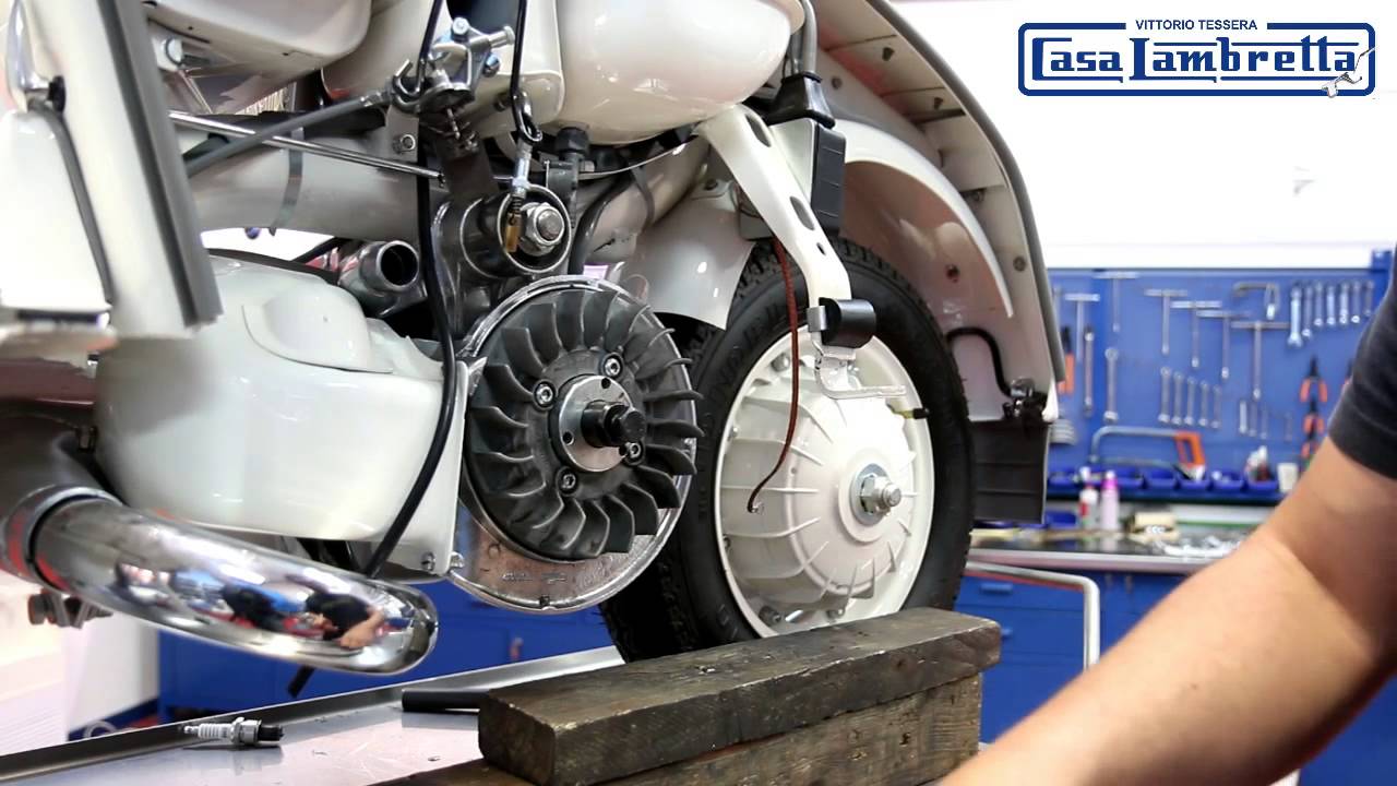 Casa Lambretta “Casatronic”: Istruzioni per il montaggio (Versione Italiana)