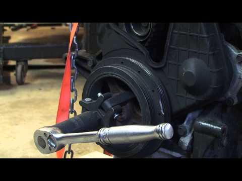 Removing the Crankshaft Damper / Pulley – 2001 Dodge Neon