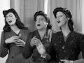 le sorelle marinetti alle prove con il maestro chicco maniscalchi cantano 