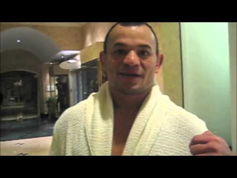 TATAMETV - Na reta final da preparação para encarar Evan Dunham no UFC 156, que acontece em Las Vegas, Gleison Tibau falou com exclusividade com a TATAME TV sobre o seu...