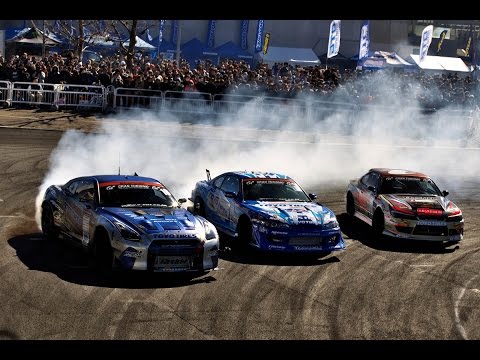 Toyo Tires - もはやTOKYO AUTO SALON 2015 with NAPACでは“おなじみ”となった「Team TOYO TIRES DRIFT」のデモラン。...