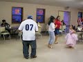 bailando la abeja miope