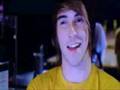 videos de Alex Gaskarth Winking ;)