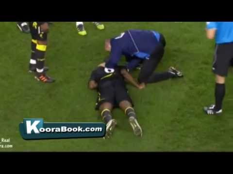 وفاة موامبا لاعب بولتون في الملعب 2012