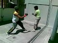 Pelea kirvi vs Pak Pelea kirvi vs Pak