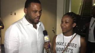 Anthony Anderson with 17 year old Robyn Marchaina at the 2016 Essence Festival in New Orleans, LA