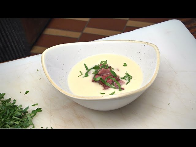 Pastinakensuppe (mit gebratener Blutwurst) und Weinempfehlung