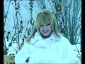 Алла Пугачева в клипе на песню Макса Галкина