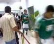 Sa�da do Palmeiras para o campo no vesti�rio do Morumbi
