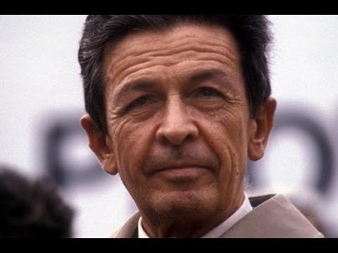 era - QUANDO C'ERA BERLINGUER, regia di Walter Veltroni. Dal 27 MARZO al cinema. Quando c'era Berlinguer è il racconto di una delle figure politiche italiane più a...