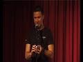 Stand-up Comedy, Phil Wild solves Rubik's cube