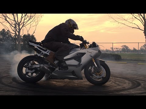 Stunt Bowl VI 2015 - Motorcycle Stunts in 4K