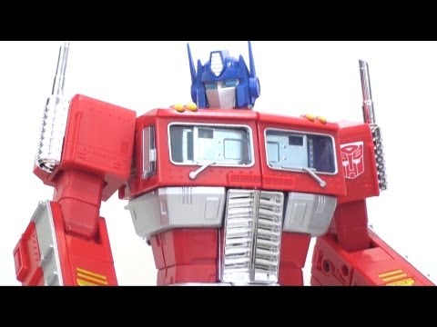 Optimus Prime - Video Review of the Transformers Toys R Us Exclusive: Masterpiece Optimus Prime Follow me: http://twitter.com/optibotimus Fan me: http://www.facebook.com/tea...