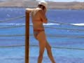 fonelle devant un maillot moche
