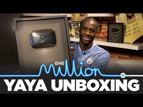 Video: YAYA UNBOXES 1 MILLION SUBS GOLD BUTTON