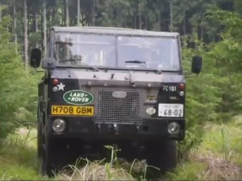 Land Rover 101 Forward Control - авто из фильма «Судья Дредд»