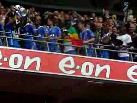 El Portsmouth FC recibiendo la Copa FA 2008