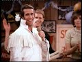 Happy Days - Fonzie Sings Heartbreak Hotel Happy Days - Fonzie Sings Heartbreak Hotel