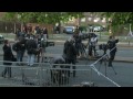 deux hommes ont tu� � l'arme blanche un soldat britannique mercredi dans un quartier du sud-est de londres affirmant aux t�moins de la sc�ne agir 