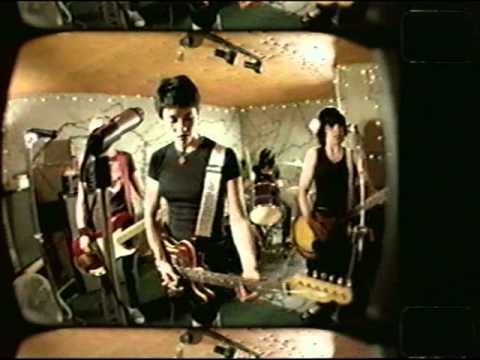 Red Aunts - Saltbox