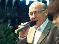 Ingvar Oldsberg sjunger en s�ng