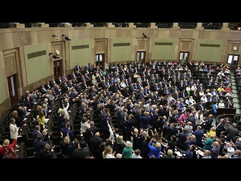 Polen: Parlament verabschiedet Gesetz zur Zurückverfolgung von russischem Einfluss (»Lex Tusk«)