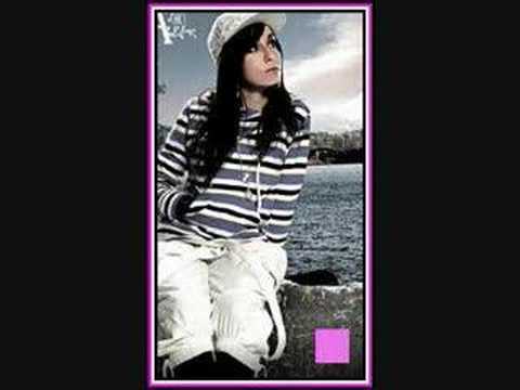 KENZA FARAH - iL MA TRAHi