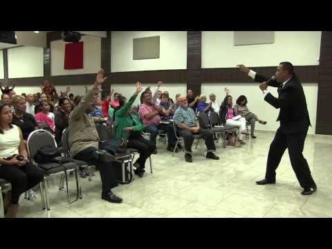 evangelista - Fragmentos de la predica del el Evangelista David Valle, en la Iglesia Renuevo.