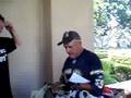 videos de September 6th King of Happy Give-Away