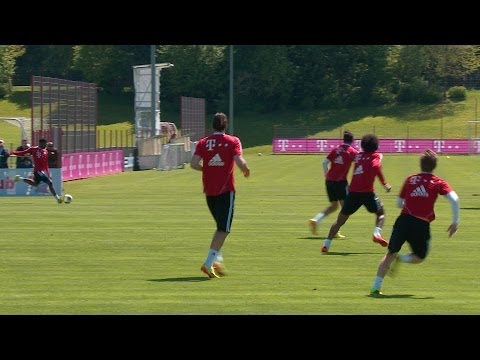 FC Bayern Shooting Practice