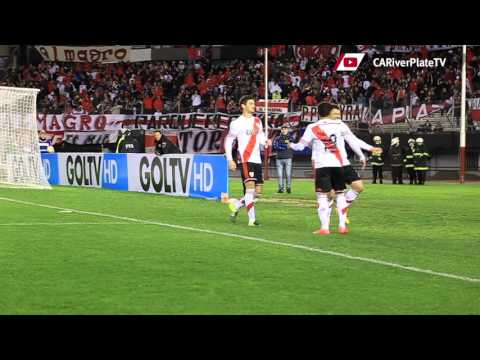 El gol de Mora a Liga de Quito desde el campo de juego 