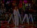 Xuxa canta