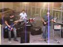 fernando trujillo miguel rodriguez y luis duran tocando en la facultad de medicina ufro