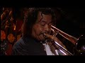 O músico, que mora no exterior, se apresenta com seu quarteto. Com carreira internacional, Raul de Souza foi homenageado no Chivas Jazz Festival em 2004 e, em 2005, esteve novamente no Brasil para o lançamento do CD Elixir e do documentário Viva Volta, de Heloísa Passos. Desde então, o trombonista tem vivido na França e no Brasil. Em 2008, participou do Amazonas Jazz Festival e da Virada Cultural de São Paulo. Mais informações: www.sescsp.org.br