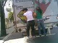 Trepadas en el camion xD