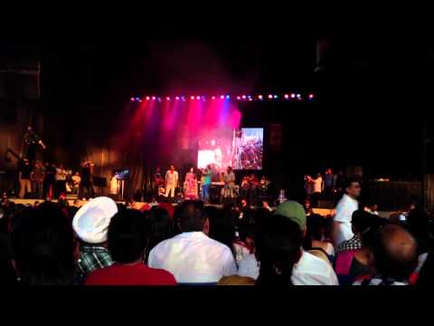 Yo Yo Honey Singh @ Punjabi Virsa 2013 - Freestyle Rap