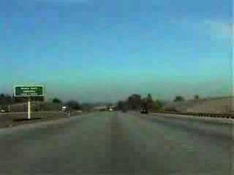 ahreelee - An experimental take on driving turns multiple trips on the same road into a transcendant experience. drive.atomfilms.com Music by Supreme Fiction www.suprem...